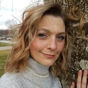 Meet your Posher, Amy-jo